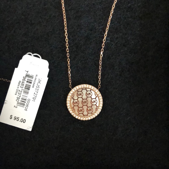 Michael Kors necklace - Picture 1 of 2